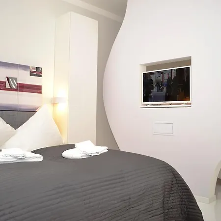 Honeymoon Ruterra Studio Praga Habitación foto